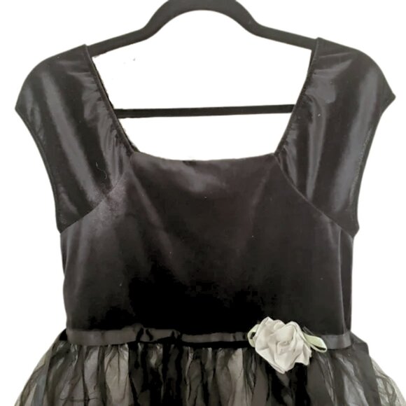 George Girls Black and White Dress with Floral Accent - Picture 2 of 4